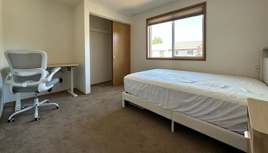 Pat's room