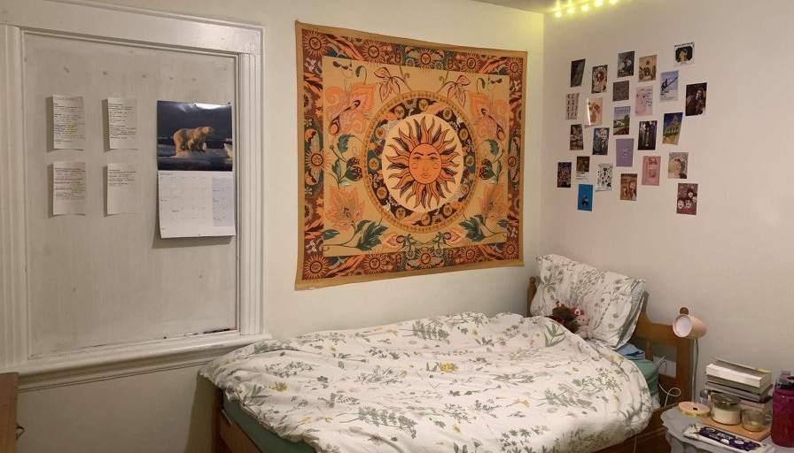jaz's room