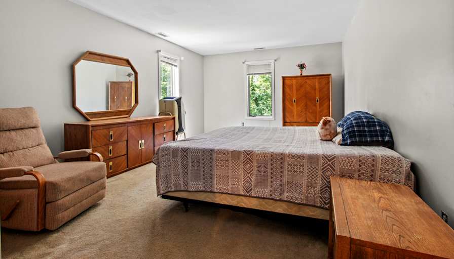 jada annel green's room