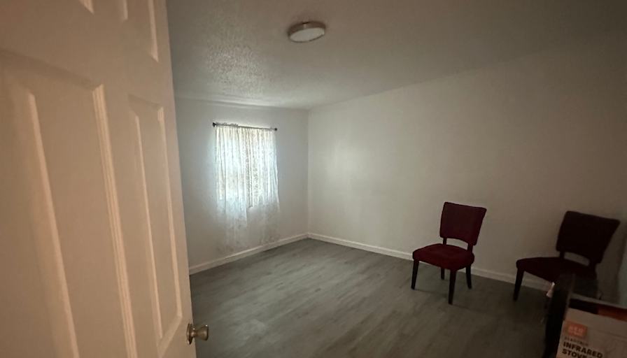 Luis Esteban Sanchez Bendezu's room