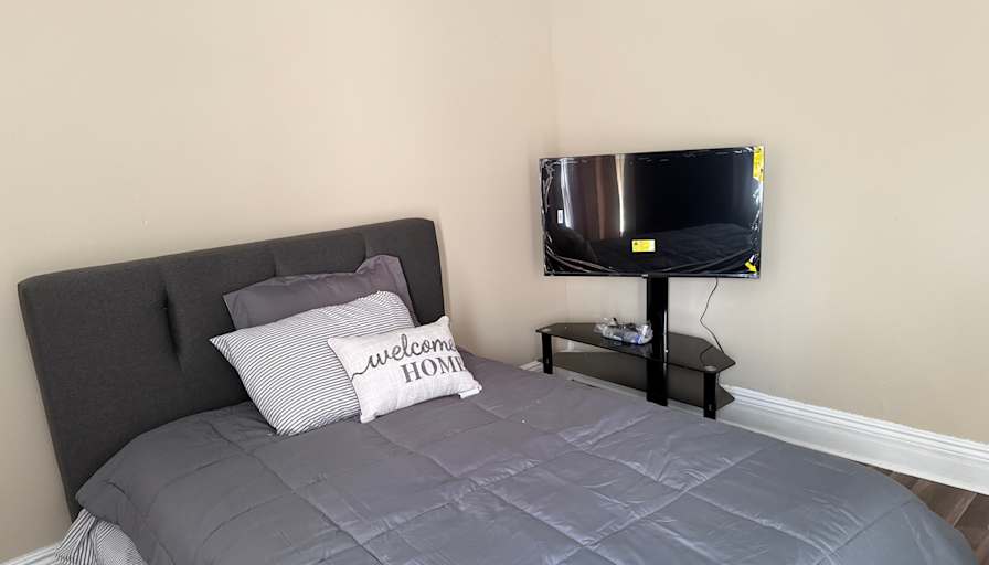 Nyatwa Bullock's room