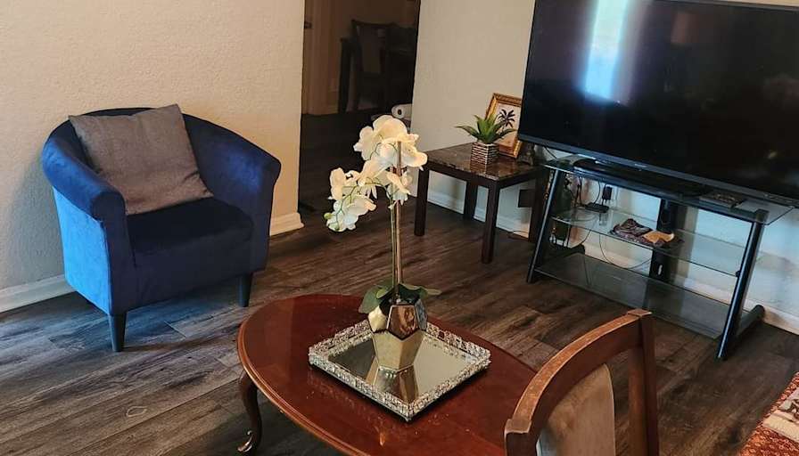 Always Welcome's room