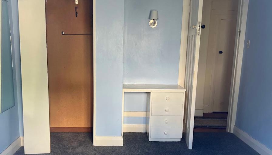 Elizabeth's room