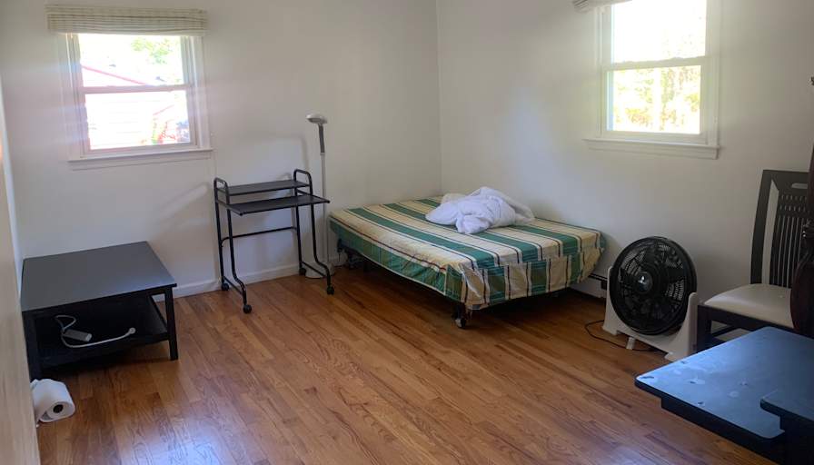 Ming's room