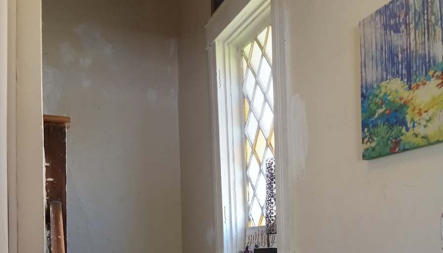 Rainbow Rooms's room