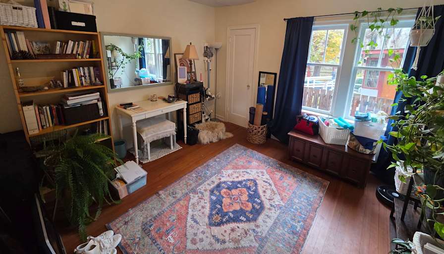Jaclyn's room