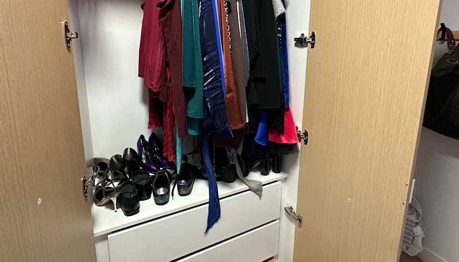 Halle's room