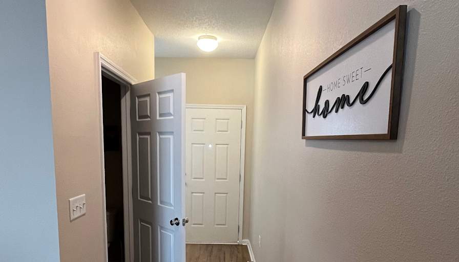 Thomas's room