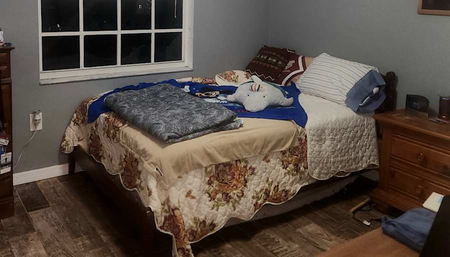 Al's room