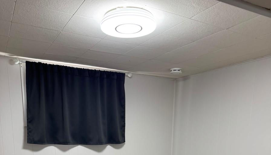 Ian Ference's room