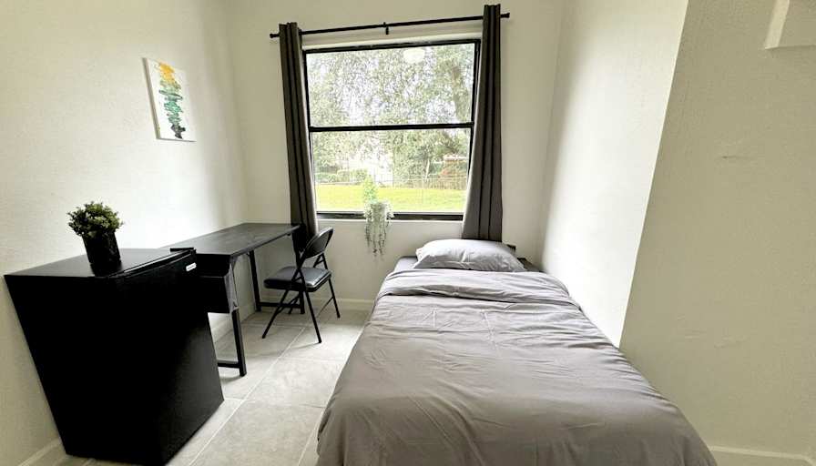 PadSplit's room