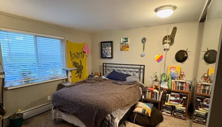 Agnes's room