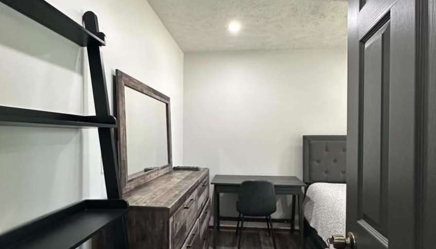 Kim's room