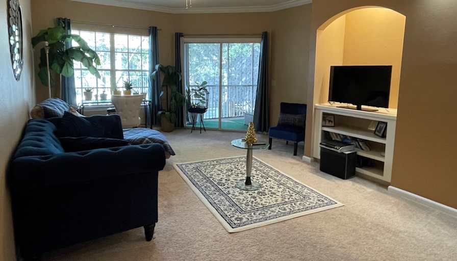 Dee's room