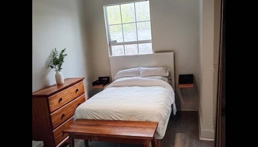 Kelly's room