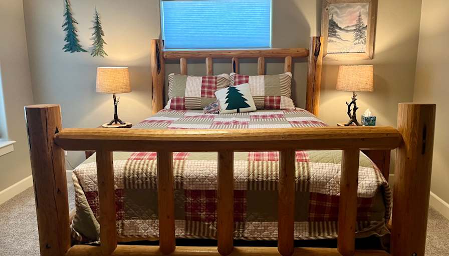 Mike & Tammy's room