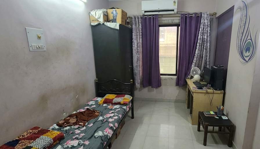 Akhil Nair's room
