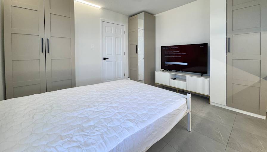 Victor's room