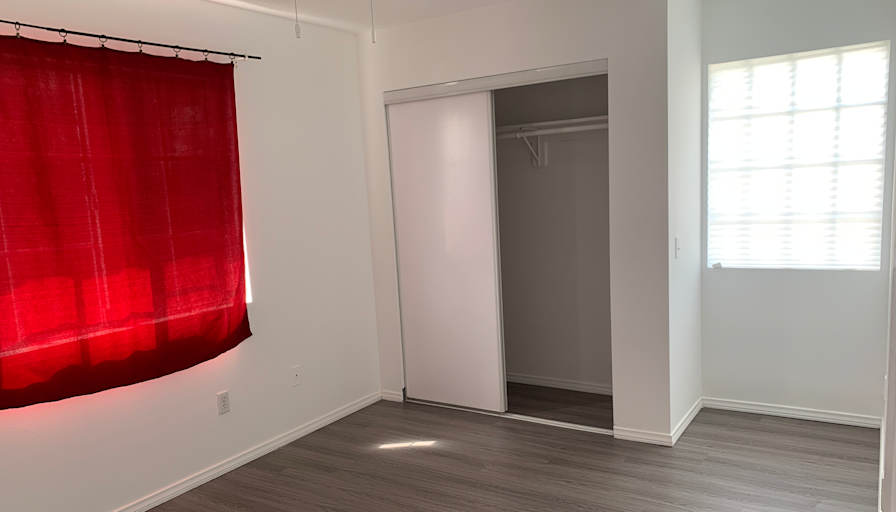 Wenny's room