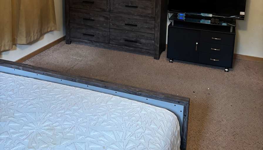 robert's room