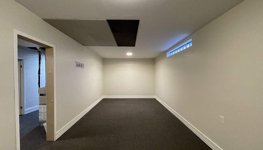 LJ Pic's room