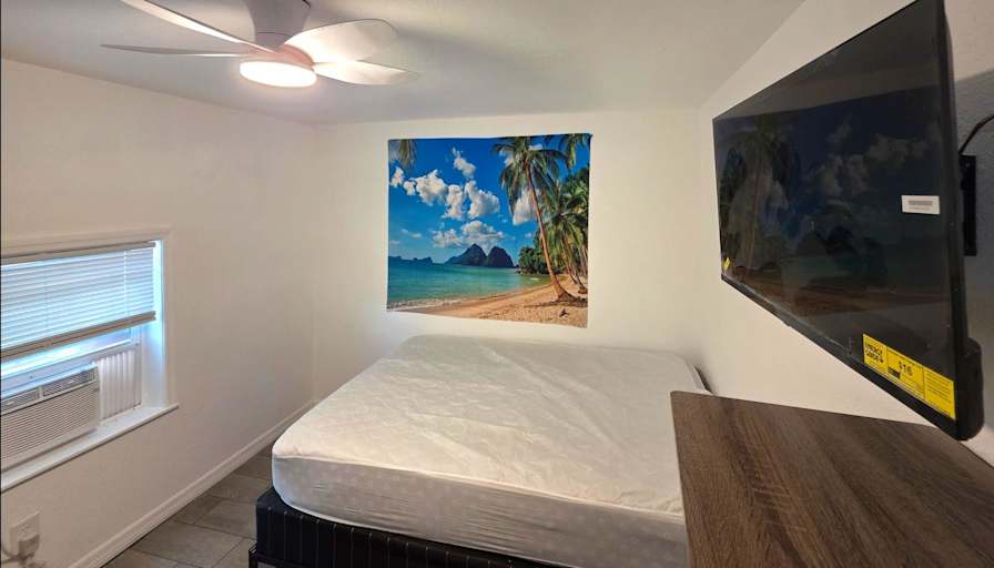 PadSplit's room