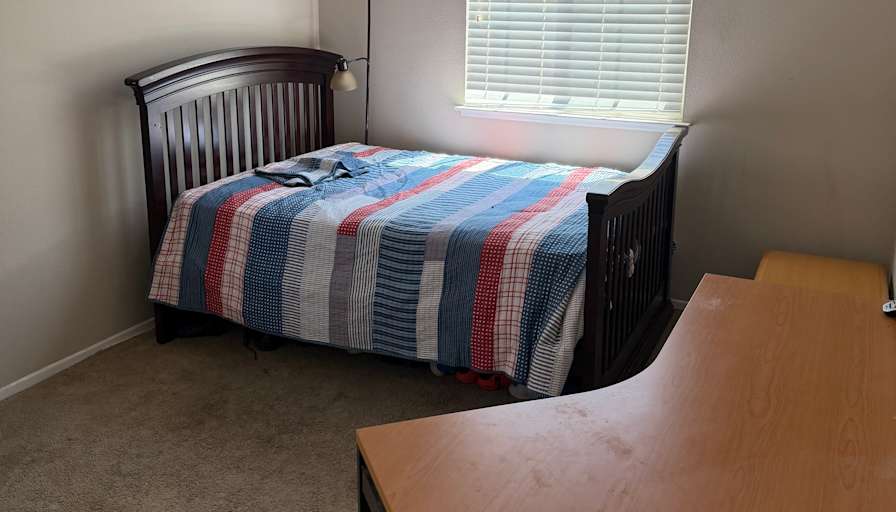 Emilo's room