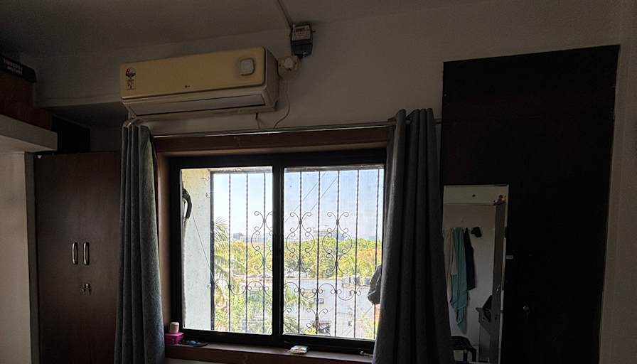 Lavanya's room