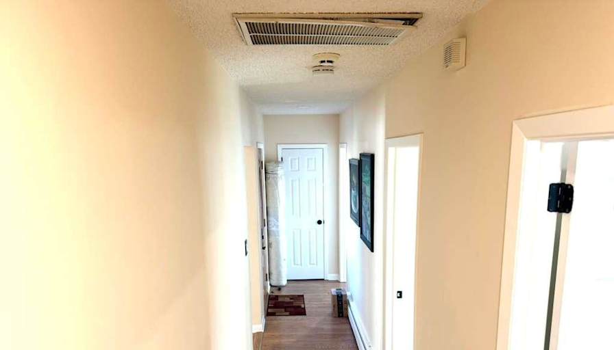 Kiriyathra's room