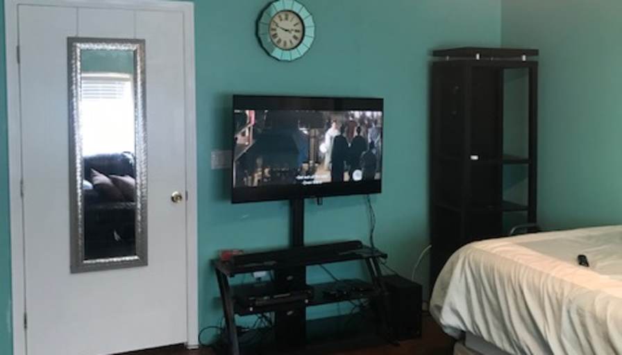 john's room