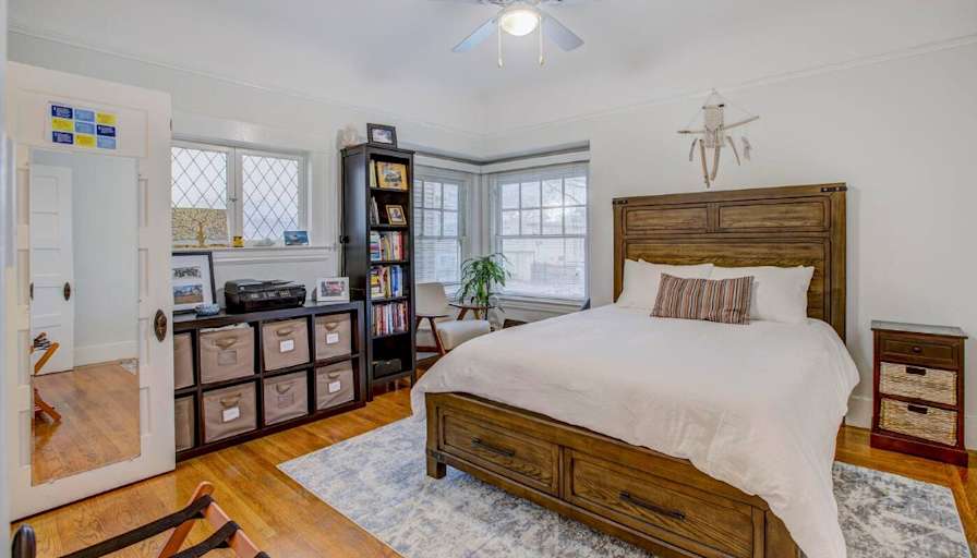 Sydney's room