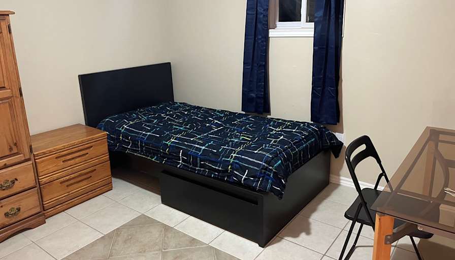 Bruni's room