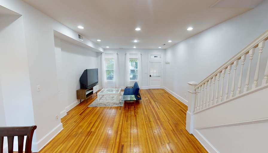 Sam June's room