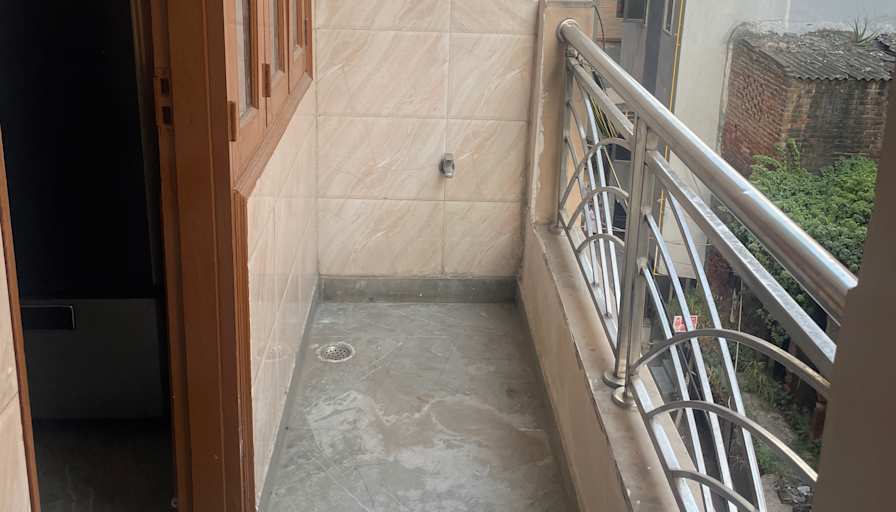 Anuj Papneja's room