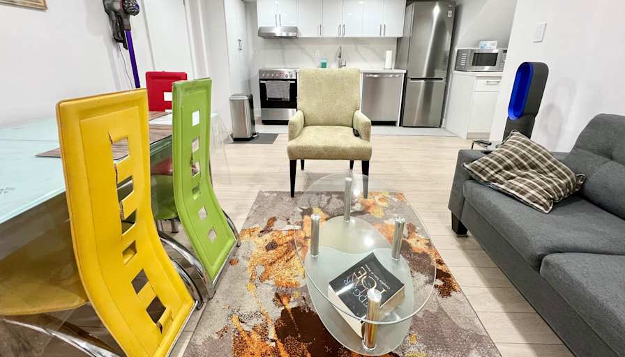 Mark Kay's room