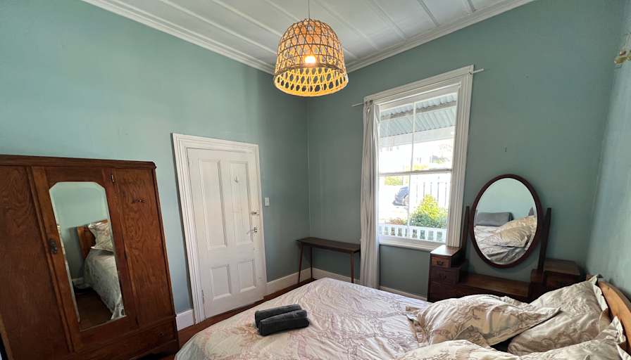 Remle Vose's room