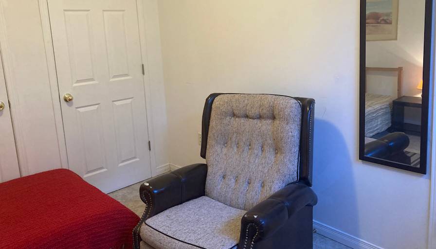 Dharshani's room