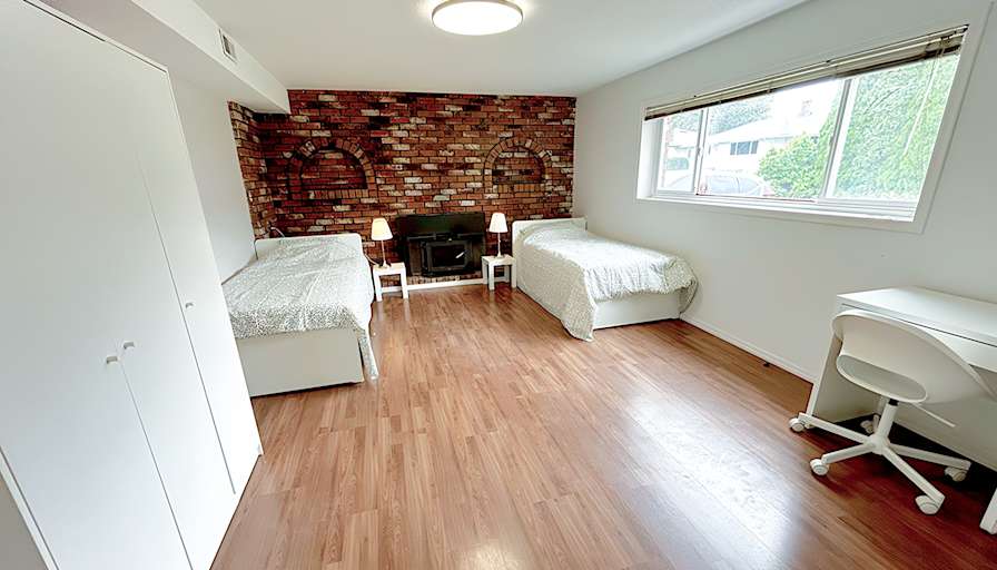 Shahram's room