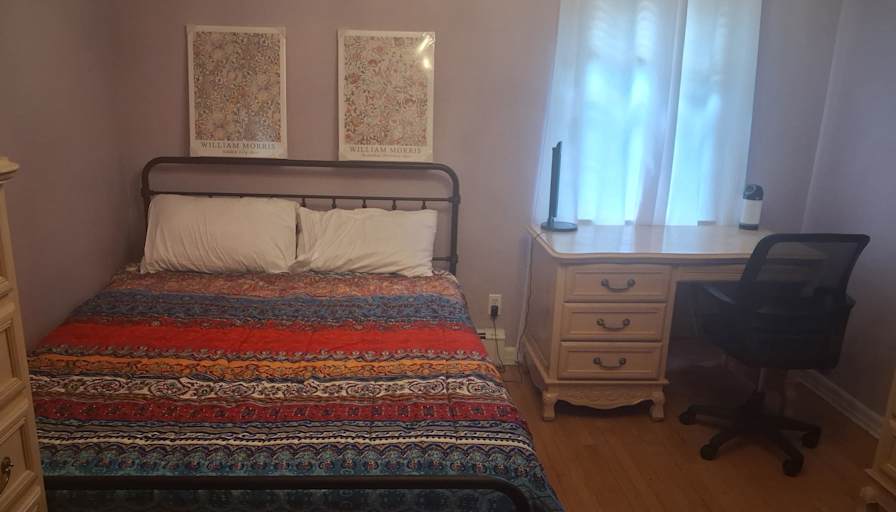 lynn g's room