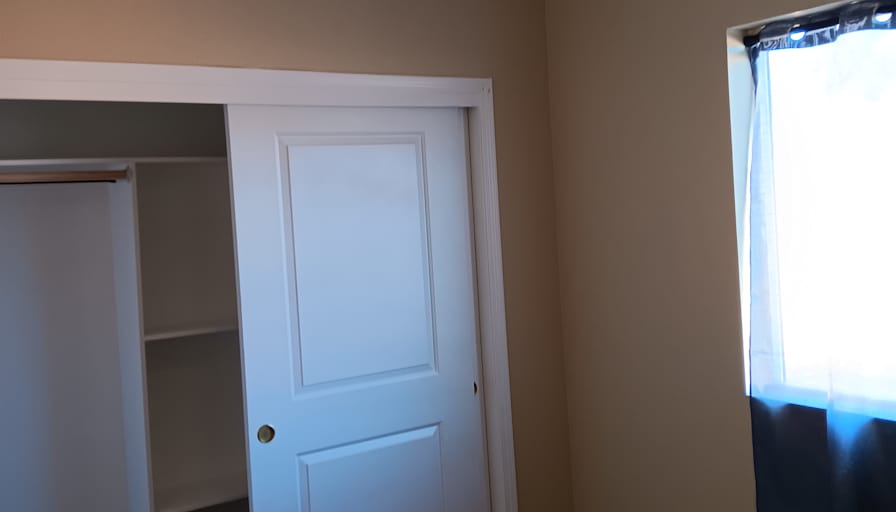 STEPHANIE's room