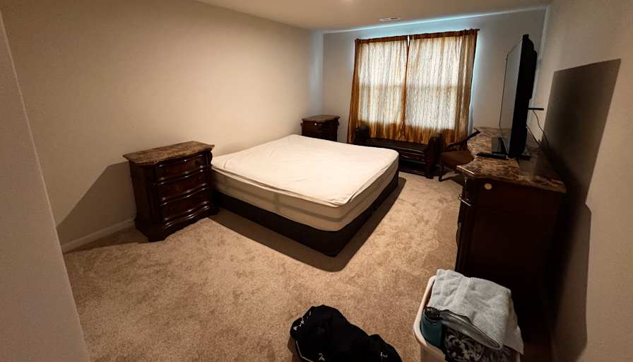 Ravi's room