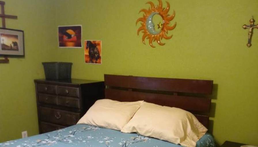 Fully furnished room for rent's room