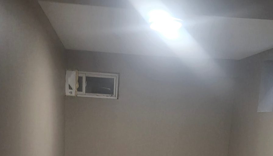 Neibert Jones's room