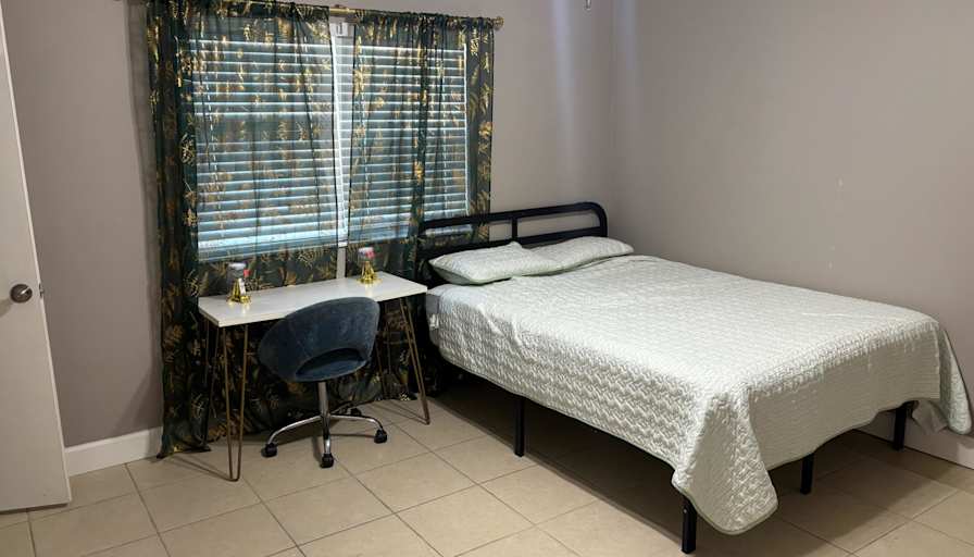 PadSplit's room