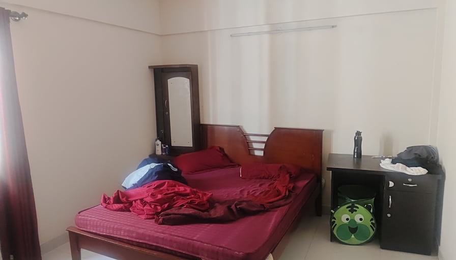 Roshan's room