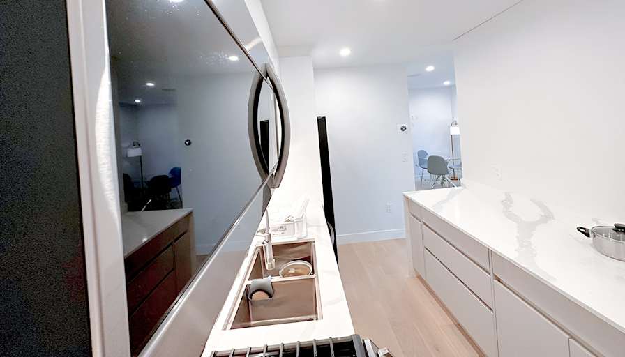 Shirin's room