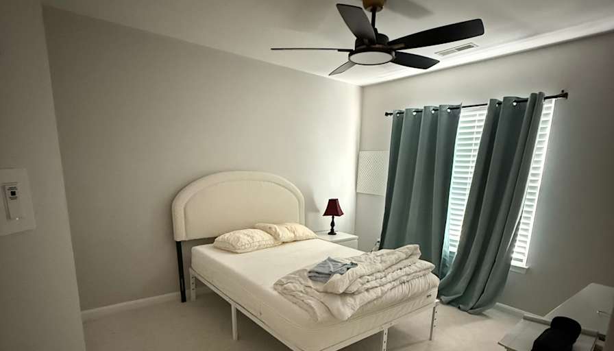 Rhonda's room