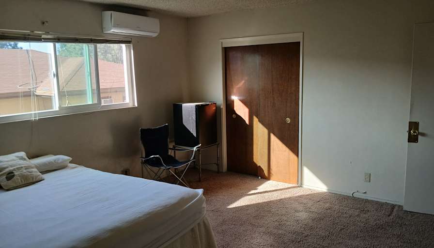 james's room
