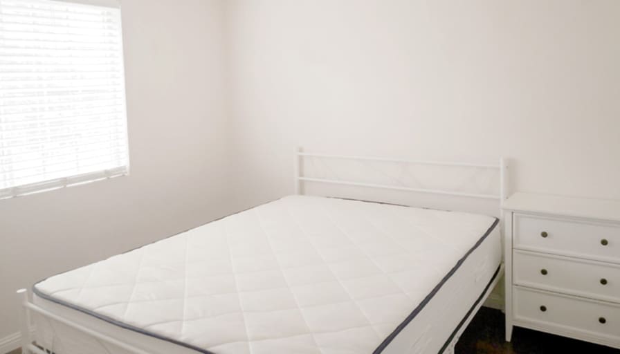 Liz's room