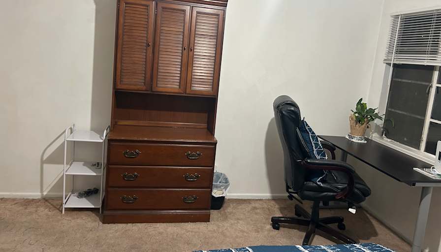 Abundio Arredondo Jr's room